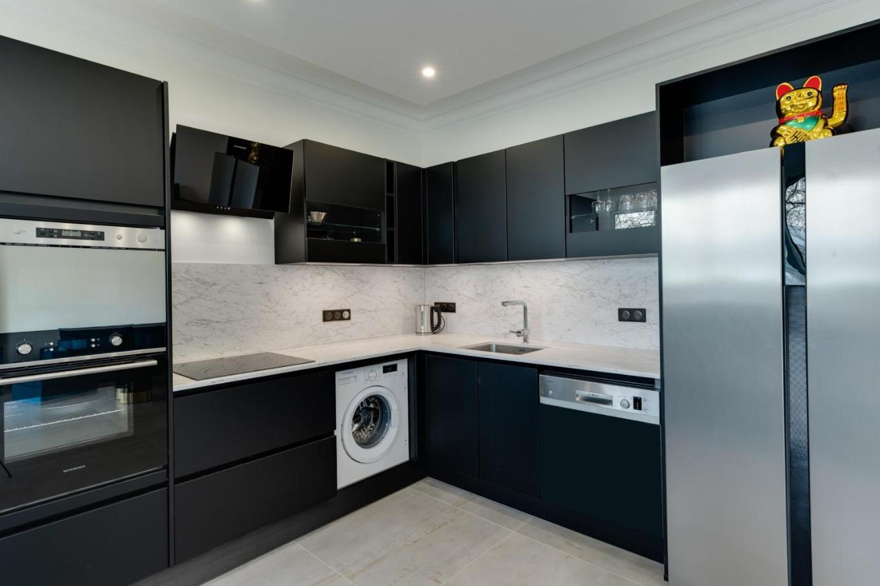 Swan Lake - Design Apartment Facing Lake 안시 외부 사진