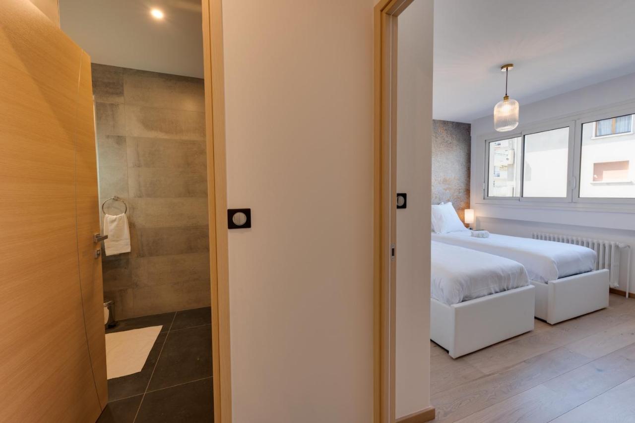 Swan Lake - Design Apartment Facing Lake 안시 외부 사진