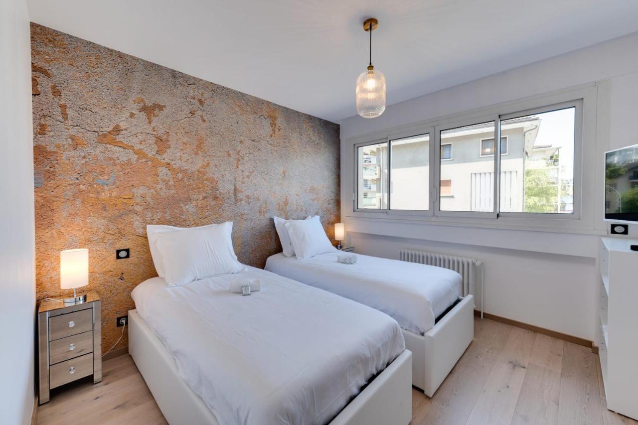 Swan Lake - Design Apartment Facing Lake 안시 외부 사진